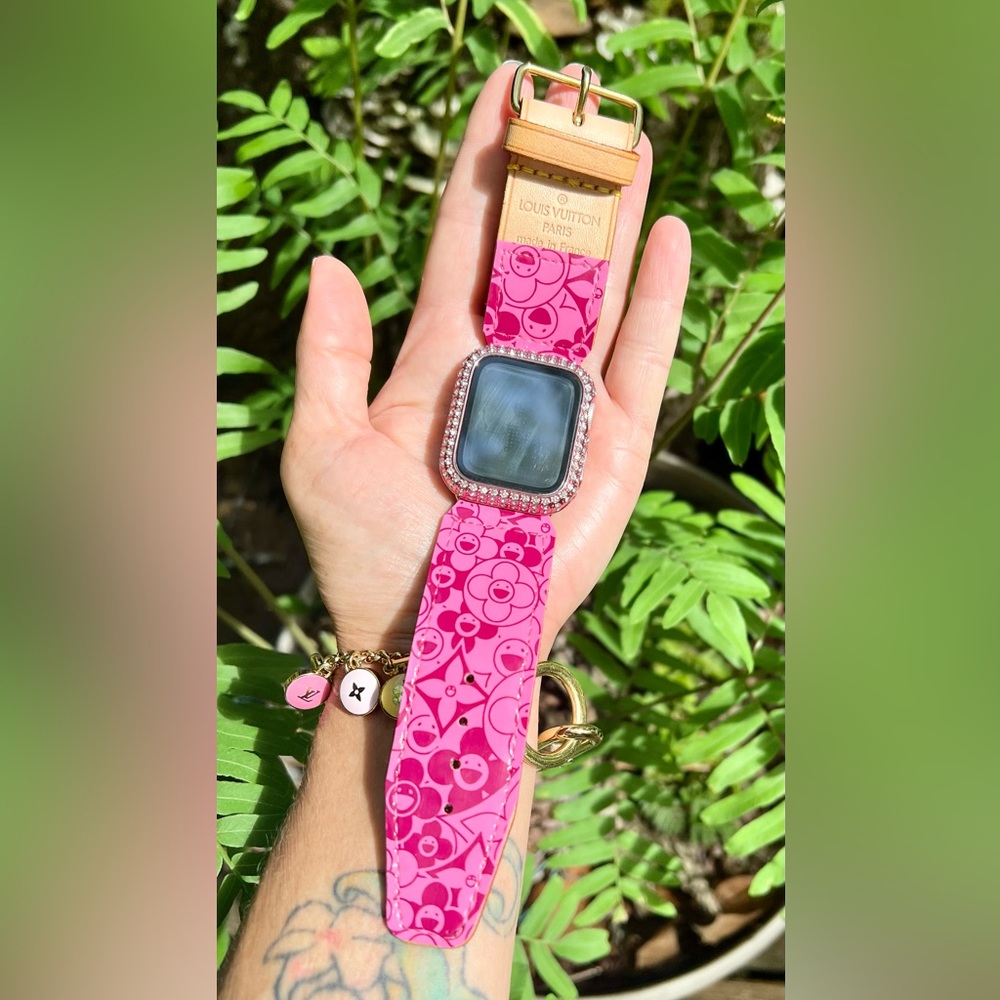 💖 Authentic‼️ Apple Watch band Pink Cosmic Blossom canvas - Picture 3 of 15